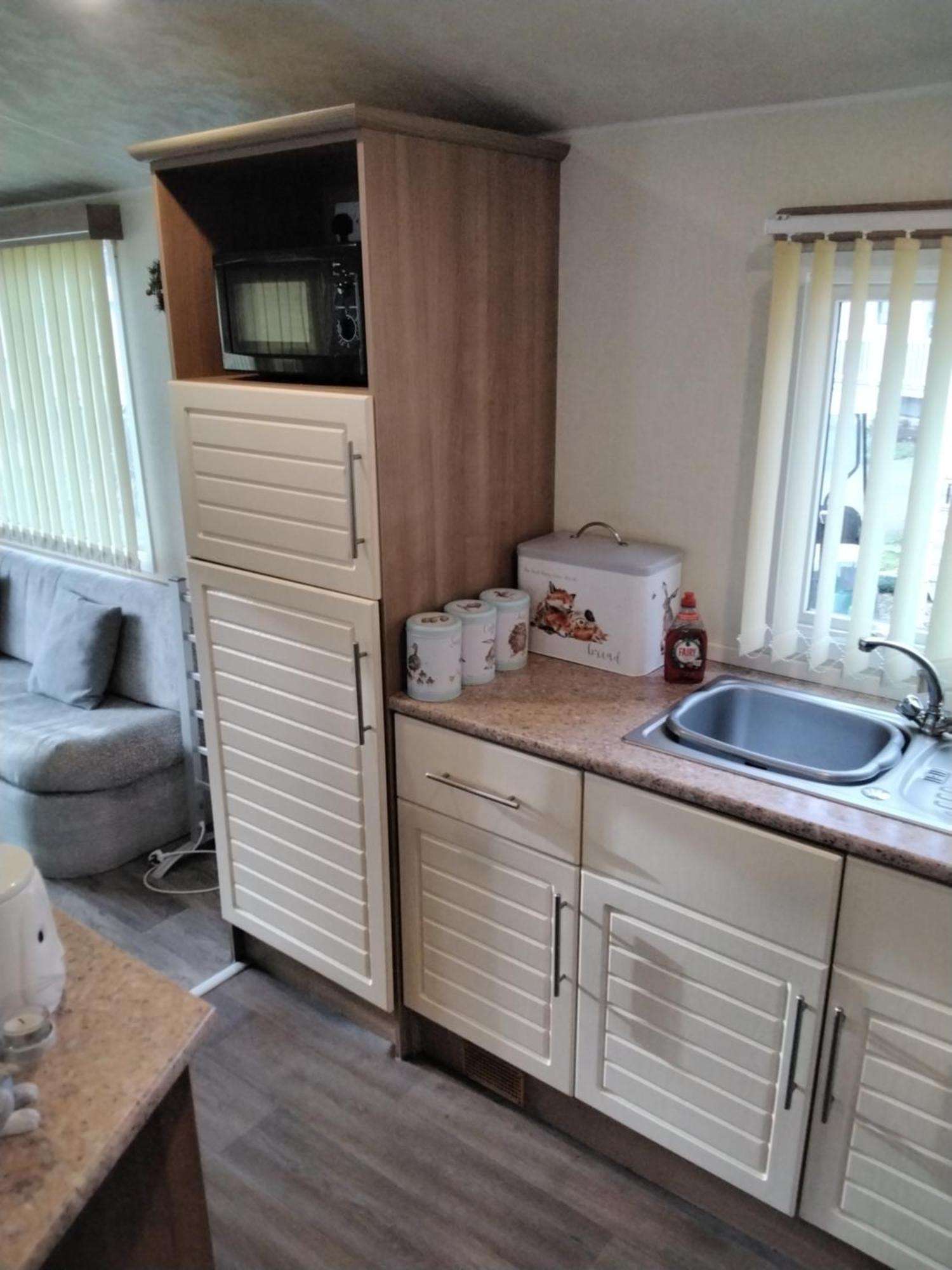 19 Laurel Close Highly Recommended 6 Berth Holiday Home With Hot Tub In Prime Location タターズホール エクステリア 写真